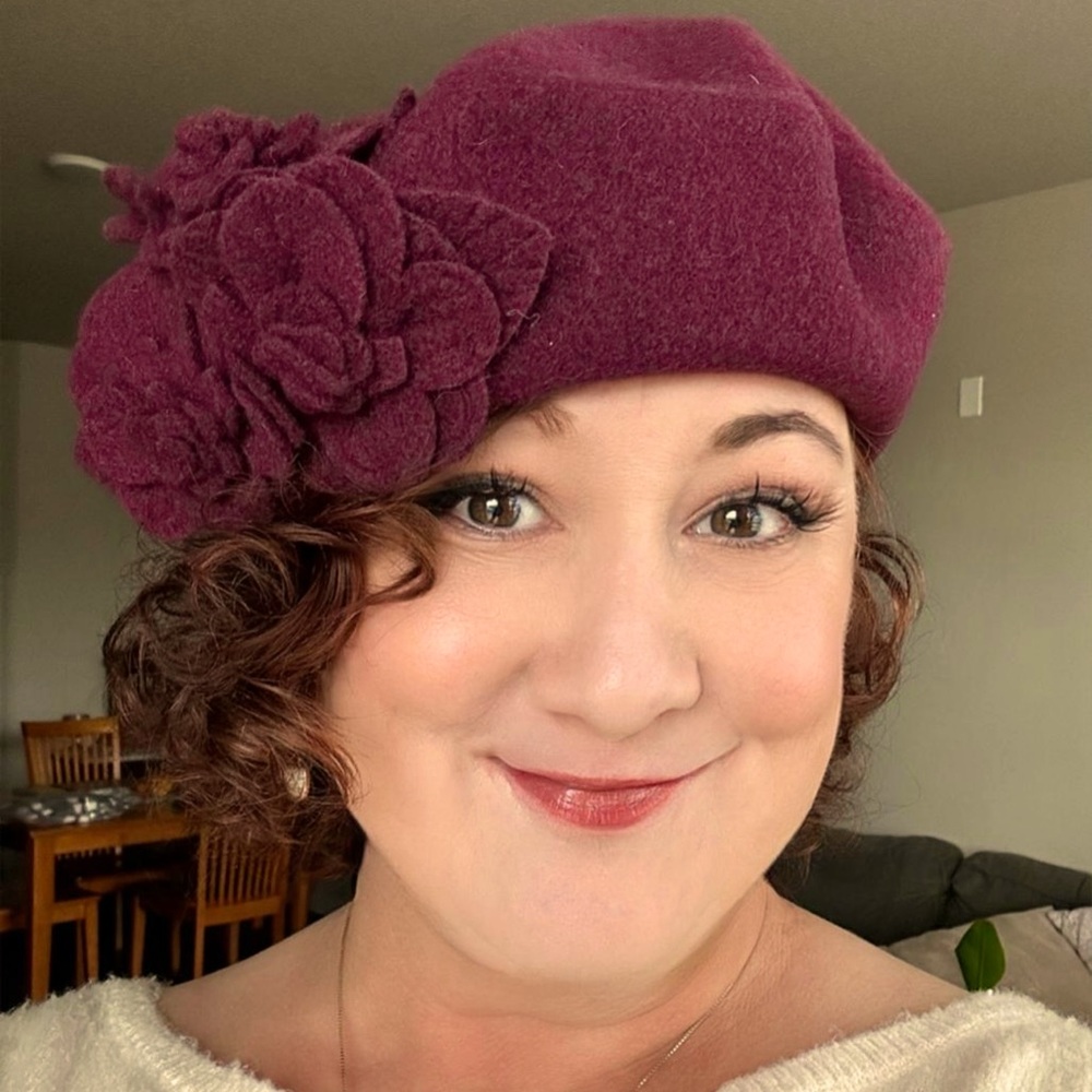 Meet your Posher, Robin